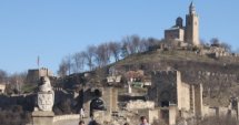 Румънски туристи заливат Велико Търново