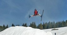 "Хюриет": На ски при комшиите